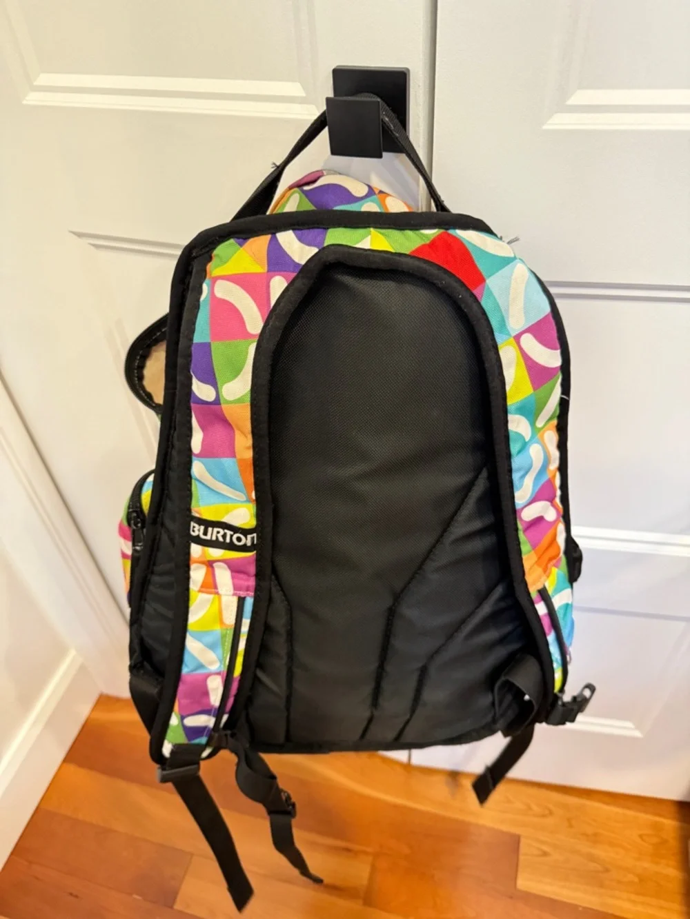 Burton Multicolor Geometric Check Backpack - Picture 3 of 6